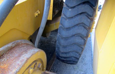 4350 Magnum Trackmobile wheel