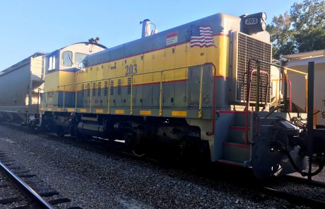 SW900_Unit203_2 SW900 Locomotive angle view